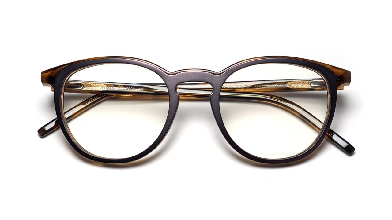 TD745: Tom Davies acetate frame combined with an inlay of titanium