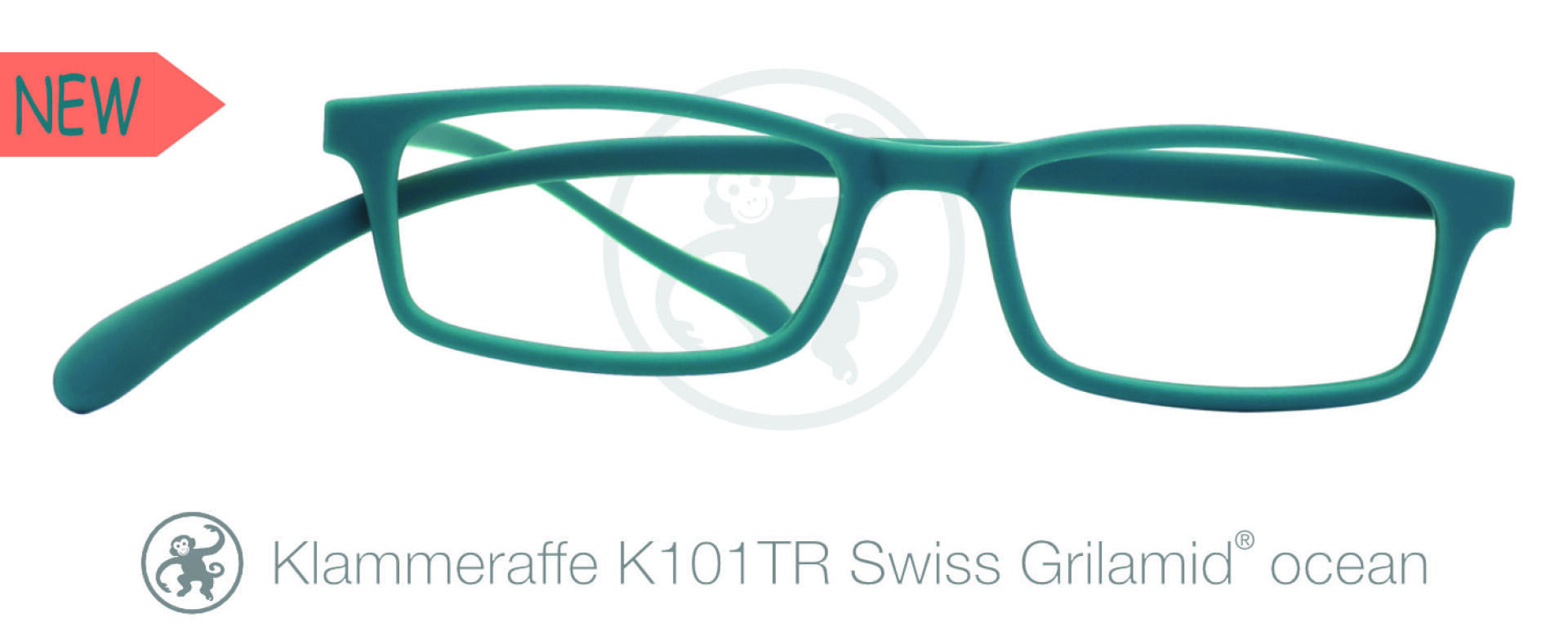 Türkisfarbene rechteckige Brille mit dem Text Klammeraffe K101TR Swiss Grilamid Ocean darunter und einem roten Etikett in der oberen linken Ecke mit der Aufschrift NEU.