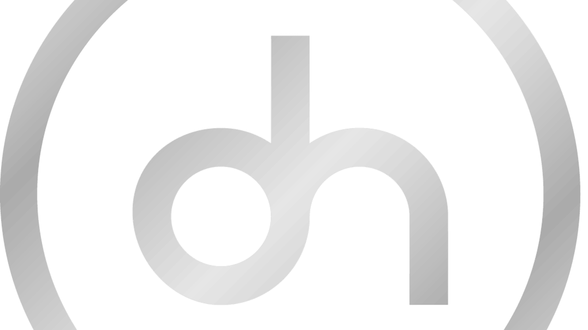 Ein metallisch silbernes kleines d und h sind in einem stilisierten Logo miteinander verbunden, das von einem teilweise silbernen Kreis auf transparentem Hintergrund umgeben ist.