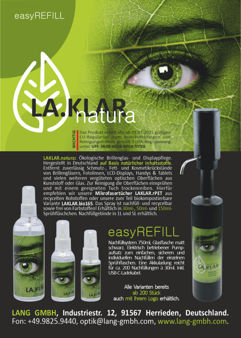 Werbung für LA.KLAR natura umweltfreundliches Reinigungsspray. Mit grüner, rissiger Textur, einem großen grünen Auge und drei Sprühflaschen mit ähnlichen Etiketten. Kontaktinformationen und Produktdetails werden am unteren Rand angezeigt.