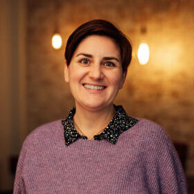 Dr. Juliane Dettling-Papargyris